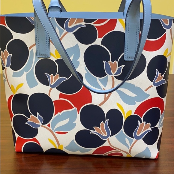 Kate Spade Reversible Tote - Picture 3 of 7